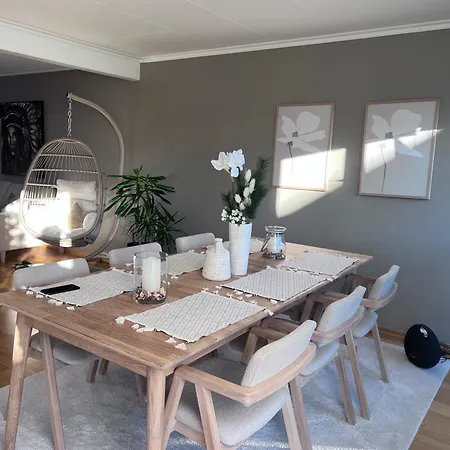 Nydelig Hus Med Utsikt Villa