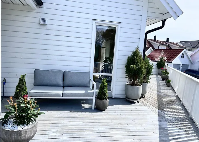 Nydelig Hus Med Utsikt *